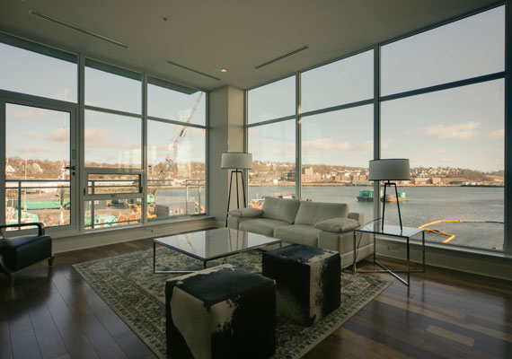 Most suites have views of the city, the harbour, or the canal.